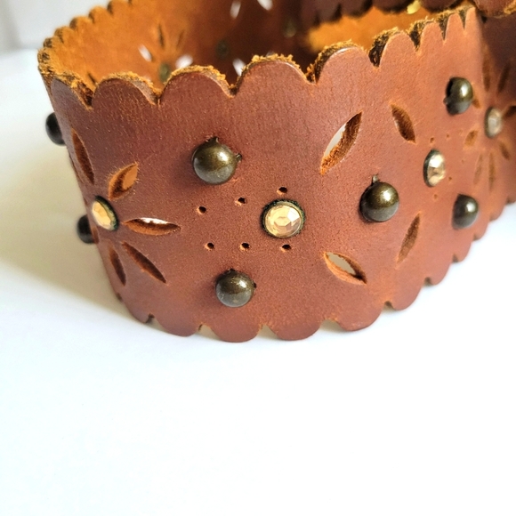 Express Belt - Picture 2 of 8